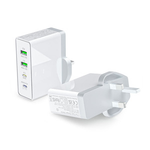 Chargeur rapide magnétique GaN 140W, adaptateur de voyage universel ignifuge avec 2 ports C + 2 ports A pour téléphones mobiles dans le monde entier - Product Image 5