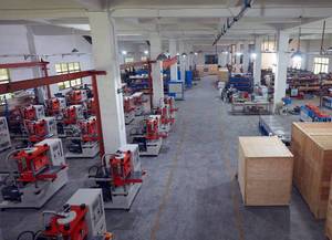 Dệt May Vải Vá T Áo Sơ Mi Quần Áo 3D Hat Túi PVC Cao Su Logo Silicone Nhãn Máy Làm - Product Image 6