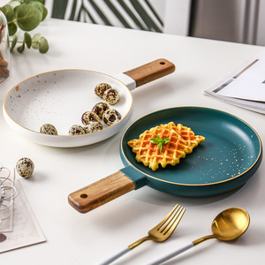 Piatto <span class=keywords><strong>di</strong></span> ceramica moderna <span class=keywords><strong>di</strong></span> lusso quadrato con manico in legno eco-friendly per feste con piatto <span class=keywords><strong>di</strong></span> bistecca - Product Image 4