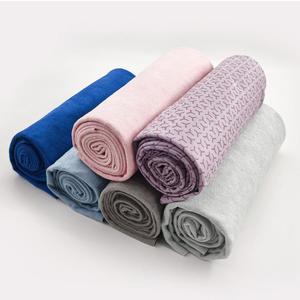 Serviette de <span class=keywords><strong>yoga</strong></span> ovale en suède avec revêtement antidérapant en silicone absorbant <span class=keywords><strong>la</strong></span> transpiration pour tapis de <span class=keywords><strong>yoga</strong></span> chaud, idéale pour <span class=keywords><strong>la</strong></span> <span class=keywords><strong>maison</strong></span>, <span class=keywords><strong>la</strong></span> salle de sport et le studio de Pilates - Product Image 2
