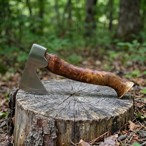 Hache à manche en bois fait main, lame en acier forgé, style Viking, hache de survie gravée, hache de bûcheron, utilisation en extérieur - Product Image 2