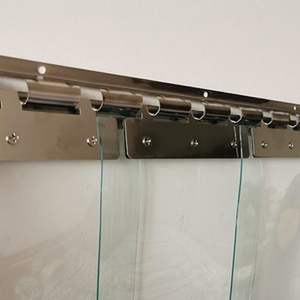 Strip Tirai PVC Ketebalan Khusus 2 <span class=keywords><strong>3</strong></span> 4 mm Transparan Jernih Bergaris Halus Gulungan Strip Tirai PVC - Product Image 5