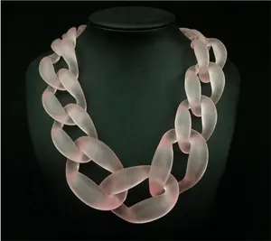 Kalung Pernyataan Kustom Akrilik Berwarna Choker Rantai Besar Kalung Rantai Resin Lucite Matt