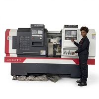 Tour à lit plat horizontal CNC à alimentation automatique, moyenne capacité, avec porte-outils à changement rapide
