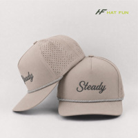 Casquette de baseball personnalisée OEM ODM à 6 panneaux, logo en silicone, perforations laser, imperméable, pour entraînement en extérieur