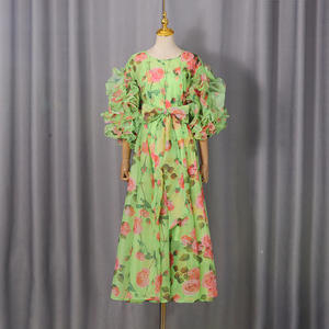 Vestido retro romántico estilo corte con estampado de rosas, nuevo estilo 2025, diseño de cuello redondo con mangas abullonadas y falda midi a capas - Product Image 6