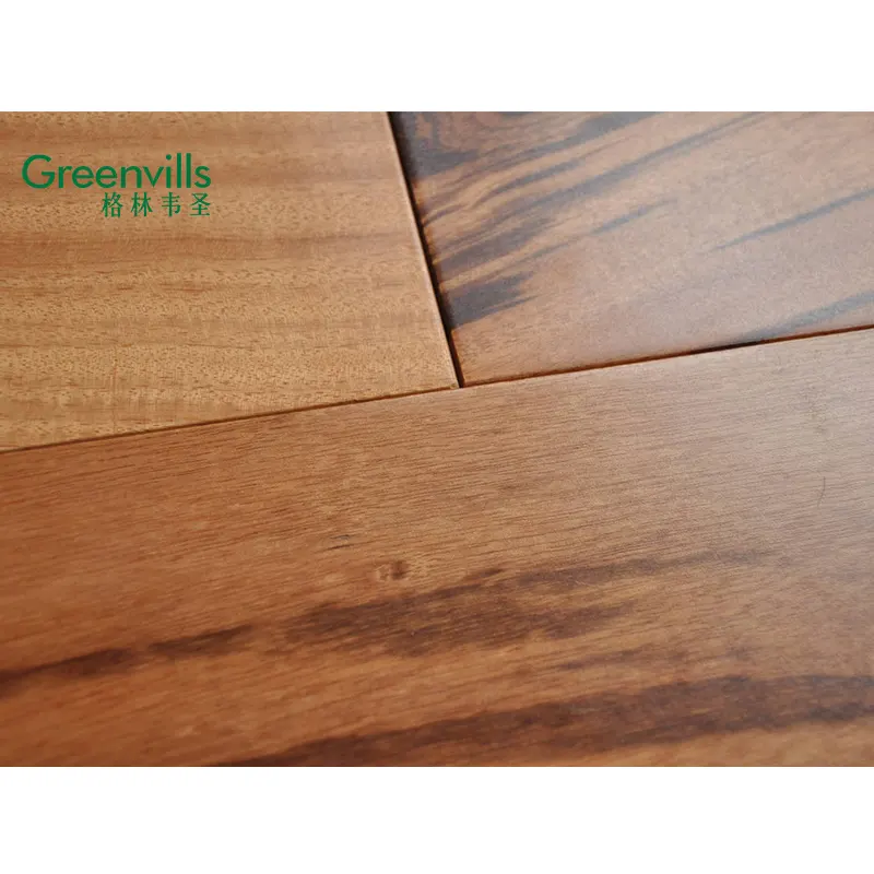 नि: शुल्क नमूने Tigerwood ठोस लकड़ी फर्श, प्राकृतिक रंग Staine, गुआंगज़ौ फैक्टरी
