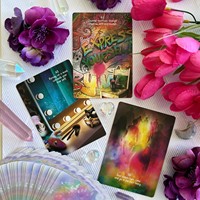 Jeu de cartes de tarot en papier recyclable avec impression de logo personnalisé en feuille d'or, avec guide, cartes du roi adaptées aux familles