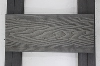 Revêtement de sol extérieur de haute qualité, terrasse en composite WPC, aspect bois, trous ronds, co-extrusion WPC, revêtement de sol extérieur de luxe