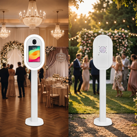 Machine de photomaton ovale pour iPad à montage facile, avec anneau lumineux LED RGB et support de photomaton avec flight case – Service de location pour événements