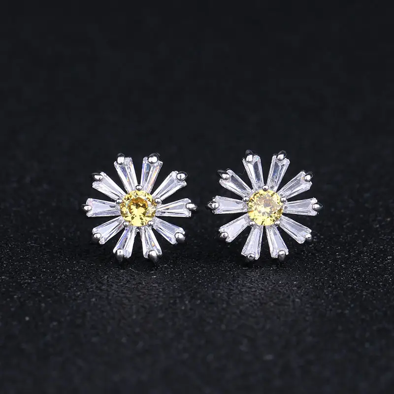 High Quality Rhodium Silver Plated Cubic Zirconia ZIRCON Crystal Sparkly Daisy Flower Stud Earrings