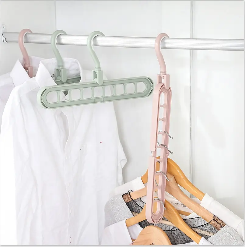 Quality Hangers Clothes Hangers 200 Pack - Non-Velvet Plastic Hangers for  Clothes -Heavy Duty Coat Hanger, Space-Saving Closet Hangers with Chrome  Swivel Hook, Functional Non-Flocked Hangers, Black