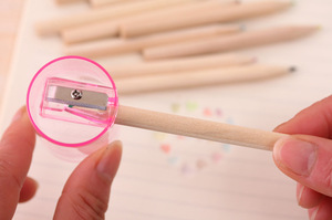 <span class=keywords><strong>Mini</strong></span> ensemble de crayons de couleur sans bois hexagone crayons de couleur ronds en bois pour enfants avec taille-crayon dans un tube en papier - Product Image 6