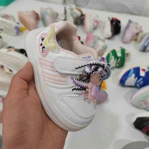 أحذية رياضية للأطفال من عمر 1-5 سنوات ، أحذية للأطفال الصغار ، أحذية كاجوال عصرية كرتونية للأولاد والبنات ، أحذية مختلطة بالجملة - Product Image 3