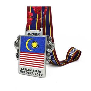 Médaille de finition du marathon Larian Belia Merdeka avec ruban - Product Image 1