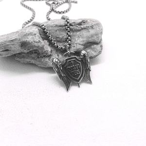 Pendentif vintage en acier titane avec croix, épée, bouclier et ailes, collier pendentif tendance en acier inoxydable, bijoux pour hommes - Product Image 2