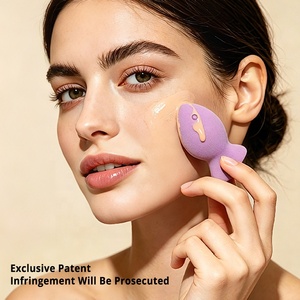 Esponja de Maquillaje JLY OEM con Forma de Pez, Herramienta Cosmética - Product Image 1
