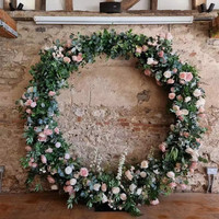 Support circulaire arche de lune pour toile de fond de mariage et événements scéniques, avec design floral haut de gamme personnalisé et roses artificielles de 220 cm