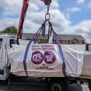 Sacs Jumbo 1500 <span class=keywords><strong>kg</strong></span> FIBC Blancs Imprimés <span class=keywords><strong>en</strong></span> Matière PP Respirante pour Usage <span class=keywords><strong>de</strong></span> Construction Marque Xuli Modèle <span class=keywords><strong>de</strong></span> Sac à Déchets 5:<span class=keywords><strong>1</strong></span> Facteur <span class=keywords><strong>de</strong></span> Sécurité - Product Image 1