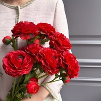 Nouvel Arrivage Fleur Artificielle Faite à la Main Style Naturel 51CM 2 Têtes en Soie Rose et Blanche (Ranunculus, Rose, Pissenlit) pour Mariage, Table et Décoration Intérieure