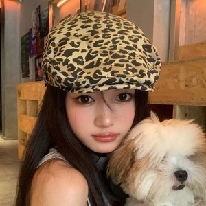 หมวกทรงแปดเหลี่ยมพิมพ์ลายเสือดาวผ้าฝ้ายสำหรับทุกเพศฤดูหนาว - Product Image 1