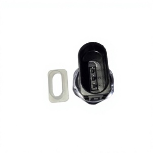Capteur de pression de climatisation A/C 5Q0959126A 82CP68-01 pour <span class=keywords><strong>Audi</strong></span> A4 A5 Q5 VW Golf 7 Tiguan Touareg Porsche - Product Image 2