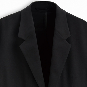 <span class=keywords><strong>Blazer</strong></span> <span class=keywords><strong>Oversize</strong></span> con Colletto a Risvolto e Maniche Corte che Cadono Sotto il Gomito con Tasche Laterali e Chiusura a Bottoni per <span class=keywords><strong>Uomo</strong></span> - Product Image 6