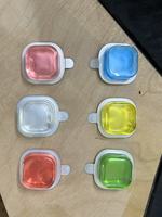 Diffuseur de parfum pour voiture de luxe, personnalisé avec logo OEM, longue durée, en plastique, à clipser sur la grille d'aération, avec recharge liquide.