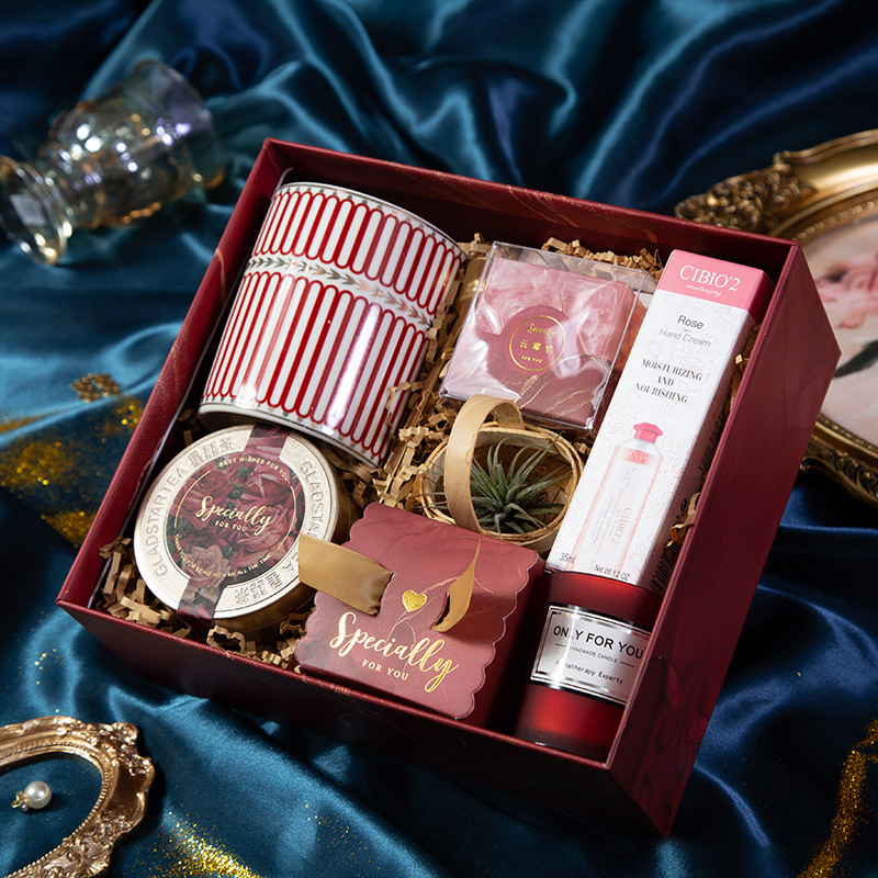 Частная торговая марка с чашкой, полотенцем, мылом, ароматом, конфетами, кремом для рук, подарочный набор с ароматом