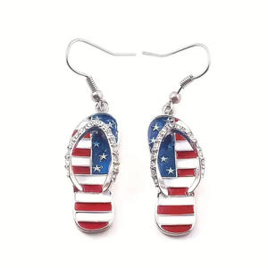 Orecchini a Forma di Infradito con Bandiera Americana, Placcati in Argento, in Lega di Zinco, Stile Casual Sportivo da Donna con Cristalli e Strass - Product Image 1