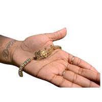 Qiuhan OEM Deux Tons Couleur Personnalisé Double Couche Gothique Femmes Figaro Lien Initial Bracelet