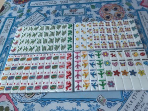 Ensembles de Mahjong de Luxe à Motifs Floraux, Oiseaux et Avions, 160 Pièces, Tuiles de Mahjong Américaines en Acrylique Thème Pop Culture pour le Divertissement - Product Image 4