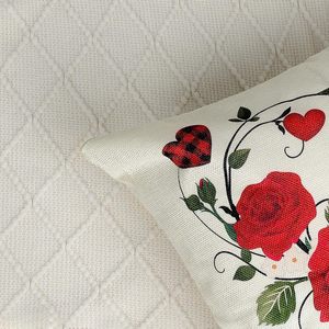 Housse de coussin décorative en polyester type lin avec imprimé cœur d'amour et rose <span class=keywords><strong>rouge</strong></span> pour la Saint-Valentin, 18 x 18 pouces, 4 pièces - Product Image 4