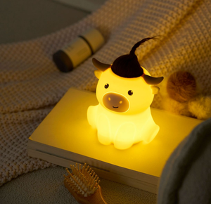 Cute Animal Silicone Highland Cow Pat Night <b>Light</b> Dimming Bedroom Bedside Atmosphere <b>Sleep</b> Lamp usb rechargeable for kids - Product Image 2