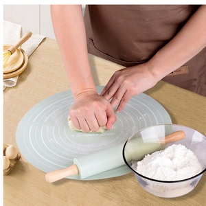 Kids Set Non Stick Silicone and Round <b>Pastry</b> Silicon Rolling Pin With Non-Stick Mat - Product Image 3