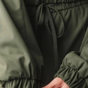 Conjunto Deportivo de 2 Piezas para Mujer, Personalizado, Liso, de Alta Calidad, Chaqueta con Cremallera y Pantalones Cortos de Poliéster y Elastano, Cortavientos - Product Image 2