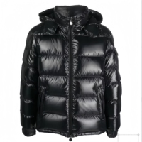 Blouson d'hiver 2026 personnalisé réversible pour homme, coupe courte et carrée, en coton matelassé avec fermeture éclair et capuche