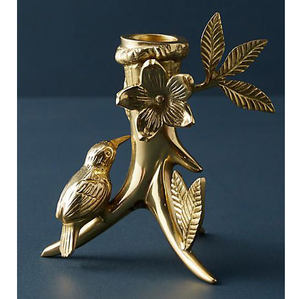 Design attrayant pour la maison, décor d'hôtel, bougeoir de table en laiton au prix global - Product Image 1