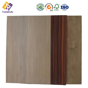 Panel Decorativo Fenólico Duradero con Aspecto <span class=keywords><strong>de</strong></span> <span class=keywords><strong>Madera</strong></span> para Interiores, para Techos y Revestimiento <span class=keywords><strong>de</strong></span> Columnas - Product Image 1