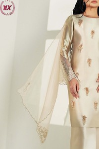 Nouvelle Arrivée 2026 – Ensemble Baju Kurung en Soie Shantung Premium pour Femme Musulmane, Broderie Perlée, Tissu Fluide Luxueux, Style Islamique Moderne - Product Image 6