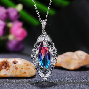 Collana con ciondolo in pietra colorata sfumata per donna, accessori per gioielli eleganti per feste serali, ispirati alla natura - Product Image 2