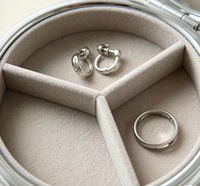 Miroir compact rond mignon de dessin animé, miroir de maquillage de poche pliable double face, logo personnalisé, vente en gros OEM