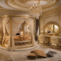Lit à baldaquin rond de luxe, style royal turc classique, avec colonnes torsadées, pour villa haut de gamme et palais
