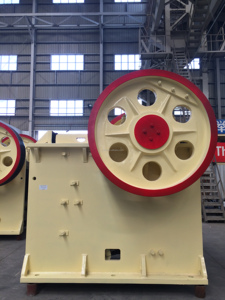 Мелкомасштабные щековые дробилки для дробления камней и агрегатов, используемые 250*400 щековая дробилка, дизельная мобильная щековая дробилка - Product Image 6