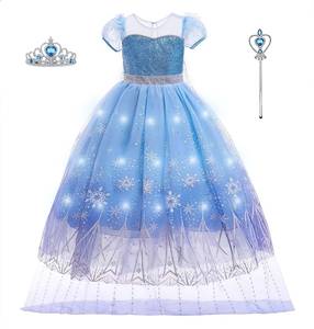 Vestido de Princesa Elsa Brillante de Frozen de HP con Mangas Abullonadas y Cola Larga hasta el Suelo para Fiesta de Cumpleaños - Product Image 2
