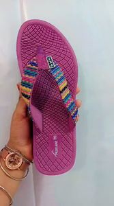 Pantoufles Meilleure qualité en gros violet couleur unie pantoufles de maison antidérapantes pour la collection d'été - Product Image 3