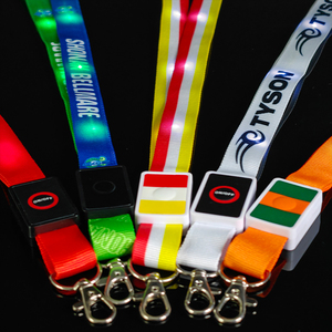 Longstar Dây buộc 4 tất cả các phiếu giảm giá Ví giáng sinh <span class=keywords><strong>LED</strong></span> Acrylic buổi hòa nhạc đám cưới bên biểu tượng tùy chỉnh keychain thiết kế <span class=keywords><strong>LED</strong></span> dây buộc - Product Image 3