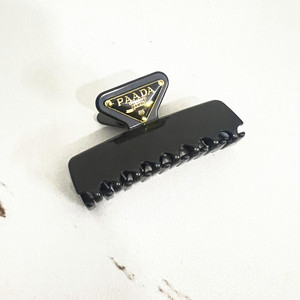Pince à cheveux en métal de luxe pour femmes - Accessoire de mode pour cheveux en or rose, argent, noir - Product Image 2