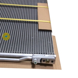 Condenseur de climatisation pour BUICK REGAL CHEVROLET Malibu 23225996 23299700 84005713 84139370 84139372 23422347 84005712 23299699 84308409 - Product Image 2