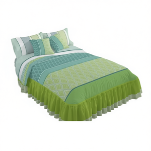 Juego de edredón doble Kabir Green de 1.5m con volantes, ropa de cama moderna para el hogar, para uso en todas las estaciones - Product Image 1